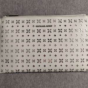 Michael Kors wristlet